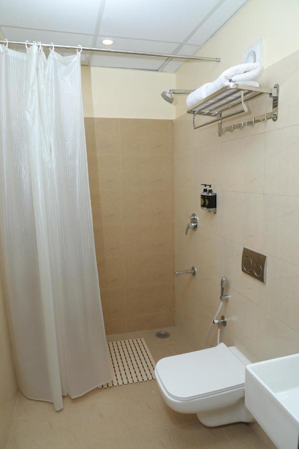 Gadiraju Palace Convention Centre & Hotel Visakhapatnam Eksteriør billede