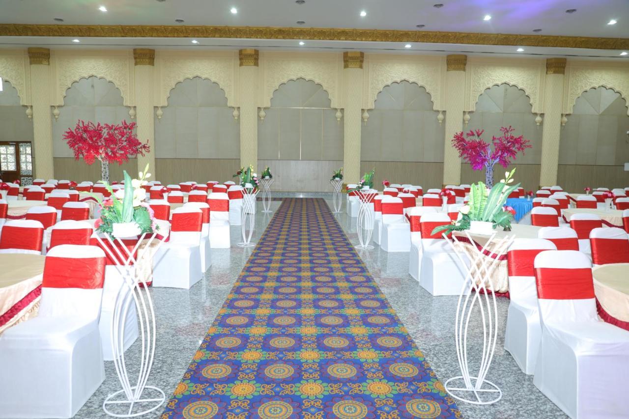 Gadiraju Palace Convention Centre & Hotel Visakhapatnam Eksteriør billede