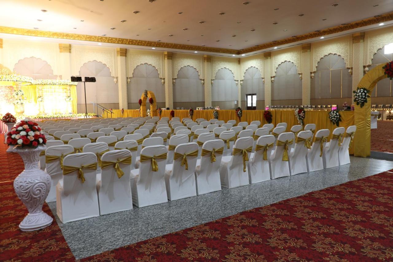 Gadiraju Palace Convention Centre & Hotel Visakhapatnam Eksteriør billede