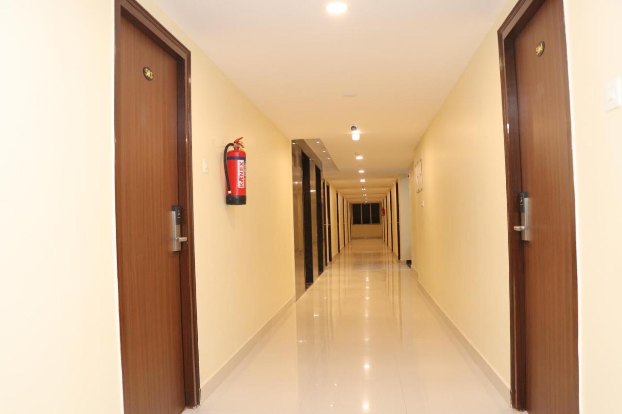 Gadiraju Palace Convention Centre & Hotel Visakhapatnam Eksteriør billede