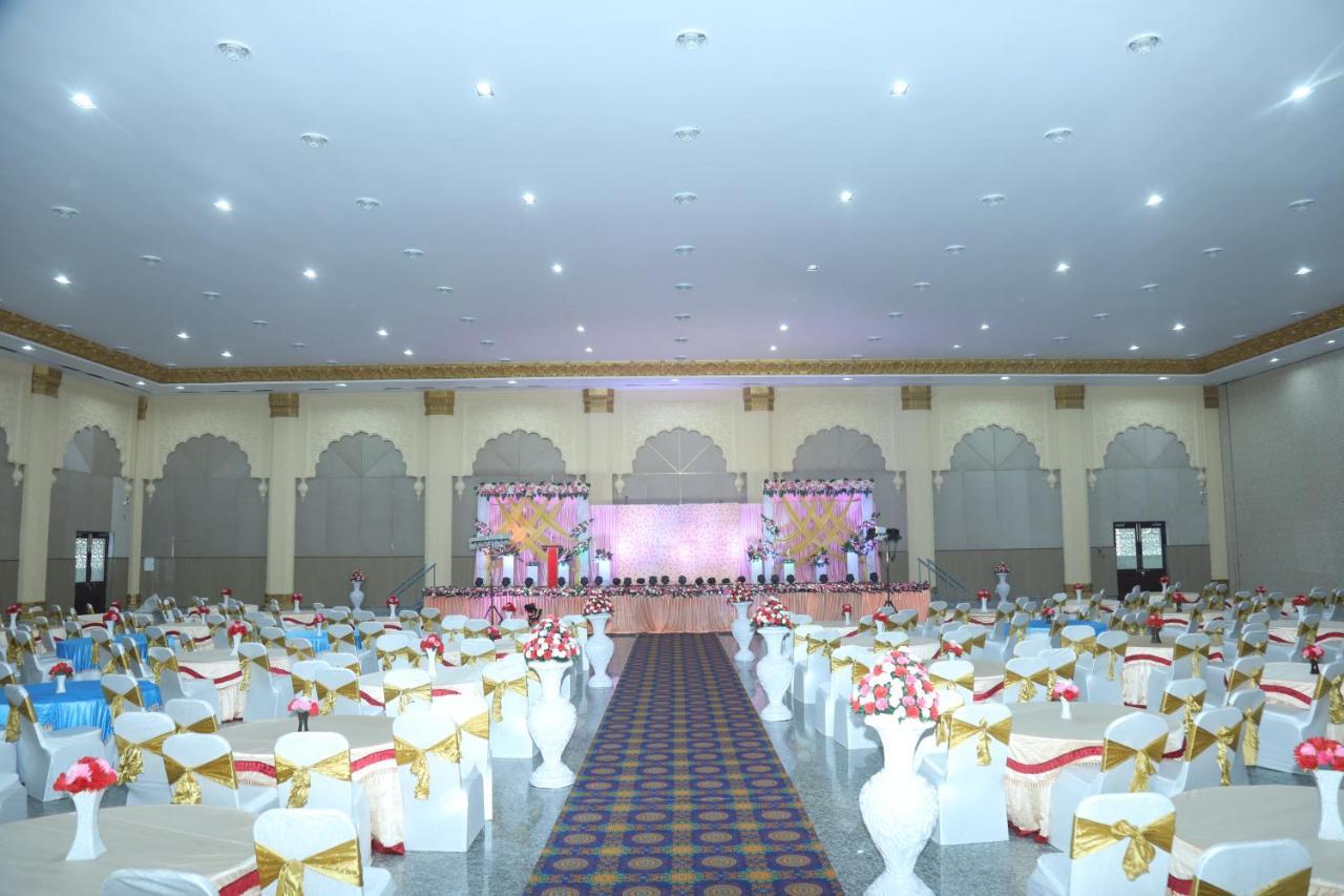 Gadiraju Palace Convention Centre & Hotel Visakhapatnam Eksteriør billede